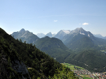 Auch die Große Arnspitze kommt im Südwesten zum Vorschein