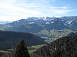 Noch ein Blick auf Walchsee und Kaisergebirge