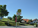 Die Igelbushaltestelle Waldhäuser Kirche
