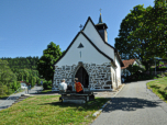 Die kleine Kirche in Waldhäuser