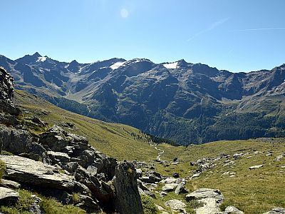 Der Blick zurück nach Süden auf unseren Aufstiegsweg