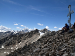 ... bevor wir uns vom Gipfel der Lyfispitze verabschieden.