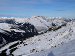 Die Skipisten vor dem Kuhmesser und dem Kellerjoch