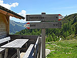 Wir folgen zuerst dem Kammverlauf auf die Wurzer Alpenspitz zu...