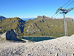 Blick hinunter zum Fedaia-Stausee
