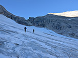 Wir überqueren den spaltenlosen Gletscher