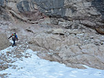Am oberen Rand des Gletschers erreichen wir den Klettersteigeinstieg