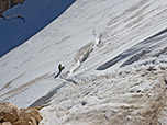 Der Übergang von der Rinne zum Marmolata-Gletscher