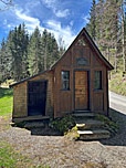 ...erreichen wir die Hölzerne Kapelle