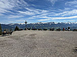 ...und erreichen den Aussichtspunkt an der Bergstation