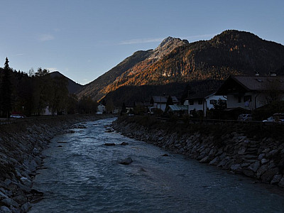 Die Große Arnspitze von Mittenwald gesehen