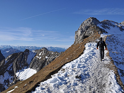 Aufstieg zur Nördliche Linderspitze (2374 m) 