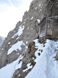 Biwakschachtel nach der Scharte am Gamsanger