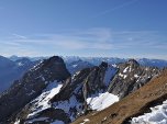 Blick auf die Ostseite des Grates zur Sulzklammspitze (2321 m)