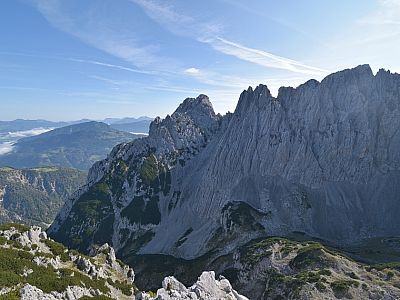 Ganz im Osten schließt das Lärcheck den Nachbargrat ab