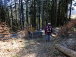 .. an der Forststraße rechts. 