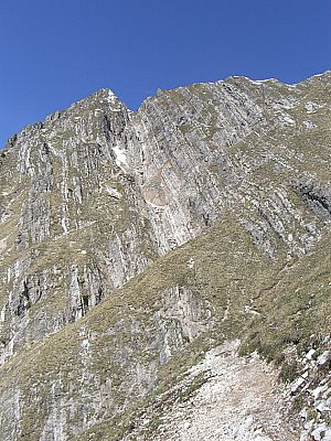 Gut zu erkennen die Aufstiegsrinne