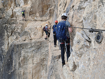In A  und B-Gelände queren wir zum 2. Wandbuch
