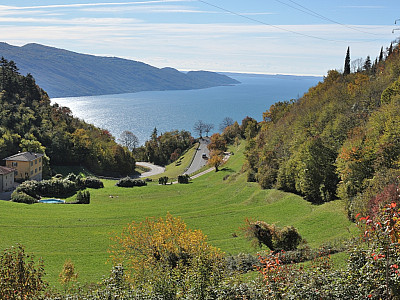Der Ausblick vom Startpunkt auf den Gardasee