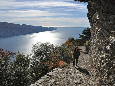 In der Herbstsonne steigen wir weiter auf
