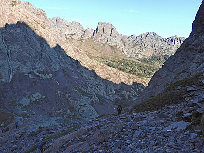 Im Schatten ist der Anstieg erträglich