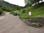 Der Weg 518 zum Monte Cornacci ist bereits angeschrieben