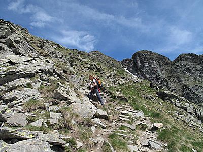 Mittig zeigt sich der Gipfel