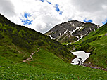 Der Weiterweg führt uns auf den Ortkopf zu