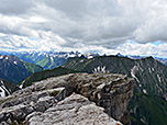 Blick zur Allgäuer Prominenz wie Mädelegabel, Urbeleskarspitze und Hochvogel