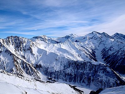 Im Südosten, Hoher Riffler, Gefrorene-Wand-Spitzen und Olperer