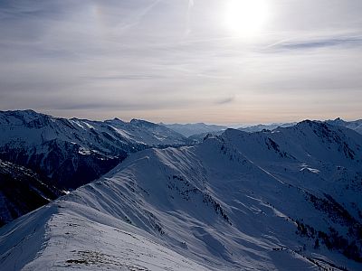Der Ausblick nach Südwesten auf die Schafseitenspitze