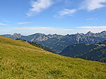 Blick zum Aggenstein, zum Brentenjoch und zur Roten Flüh