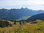 Blick über den Haldensee zur Roten Flüh und zur Kellenspitze