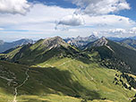 Blick vom Gipfel zurück zur Gappenfeldscharte