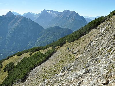 Wir verlassen das Schottergelände, ...