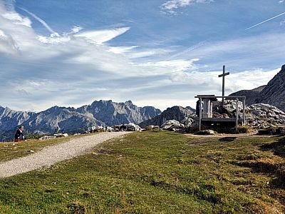 Gipfelkreuz auf dem Osterfelderkopf 