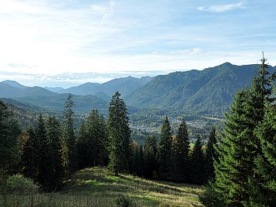 Blick nach Nordwesten auf Grainau und die Ziegspitz