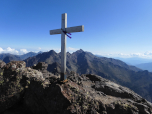 Das schlichte Gipfelkreuz der Paglia Orba