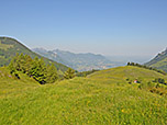 Blick aufs nördliche Inntal, links im Hintergrund der Wendelstein