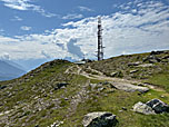 Über die weitläufige Gipfelkuppe...