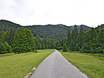 Vom Parkplatz im Heutal wandern wir taleinwärts...