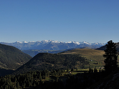 Die Sarntaler Alpen im Westen