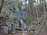 ...bringt uns zum nächsten Wasserfall