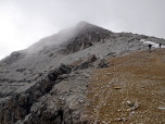 Der Gipfel des Piz Boe zeigt sich