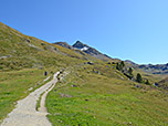 Die Bergtour berginnt gemütlich