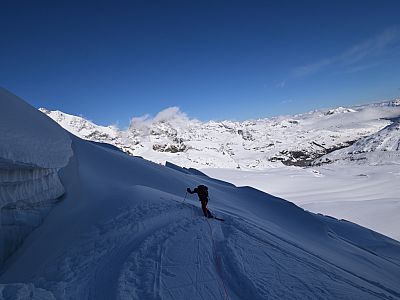 Bequem können wir einer bereits vorhandenen Spur folgen