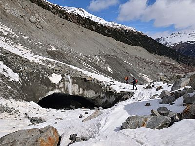 Hier endet das Eis des Morteratschgletschers