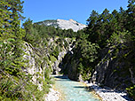 Blick von der Brücke auf den Karwendelbach