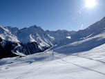 Hinter uns im Südosten die Hohe Villerspitze