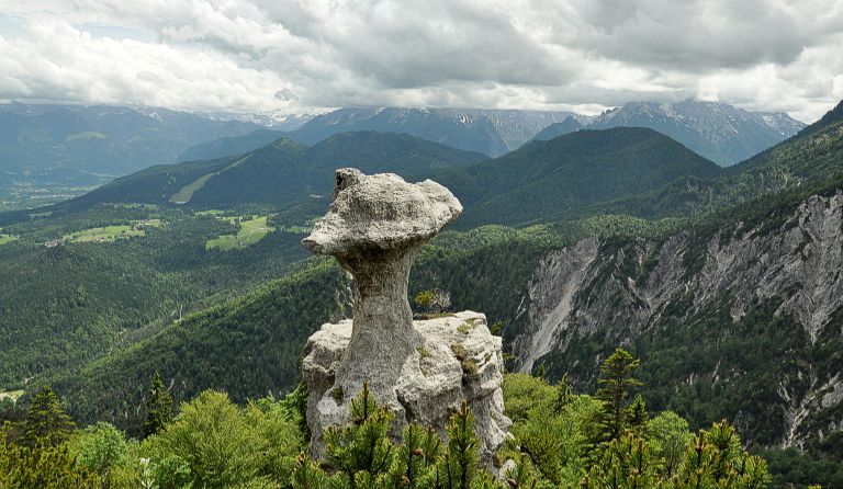 Predigtstuhl (1613 m), Karkopf (1738 m) im Lattengebirge